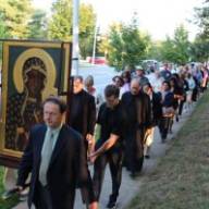 Multitudes oran junto al Icono de Czestochowa afuera de clínicas de aborto en Maryland – Un impacto que salva vidas en América